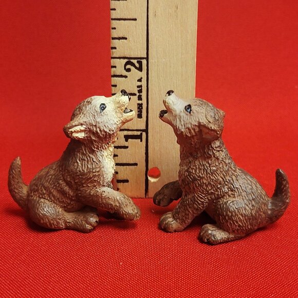 Wolf Pup Figurines Wild Safari North American Wildlife Collection 2007 - Picture 8 of 11